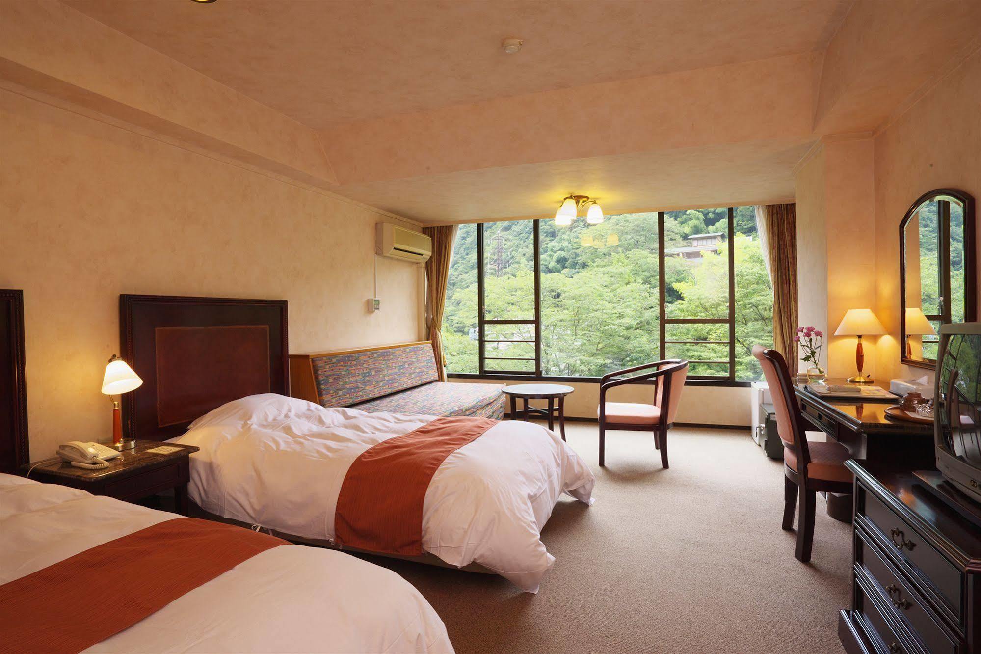 Hotel Tonosawa Quatre Saisons Hakone Exterior foto